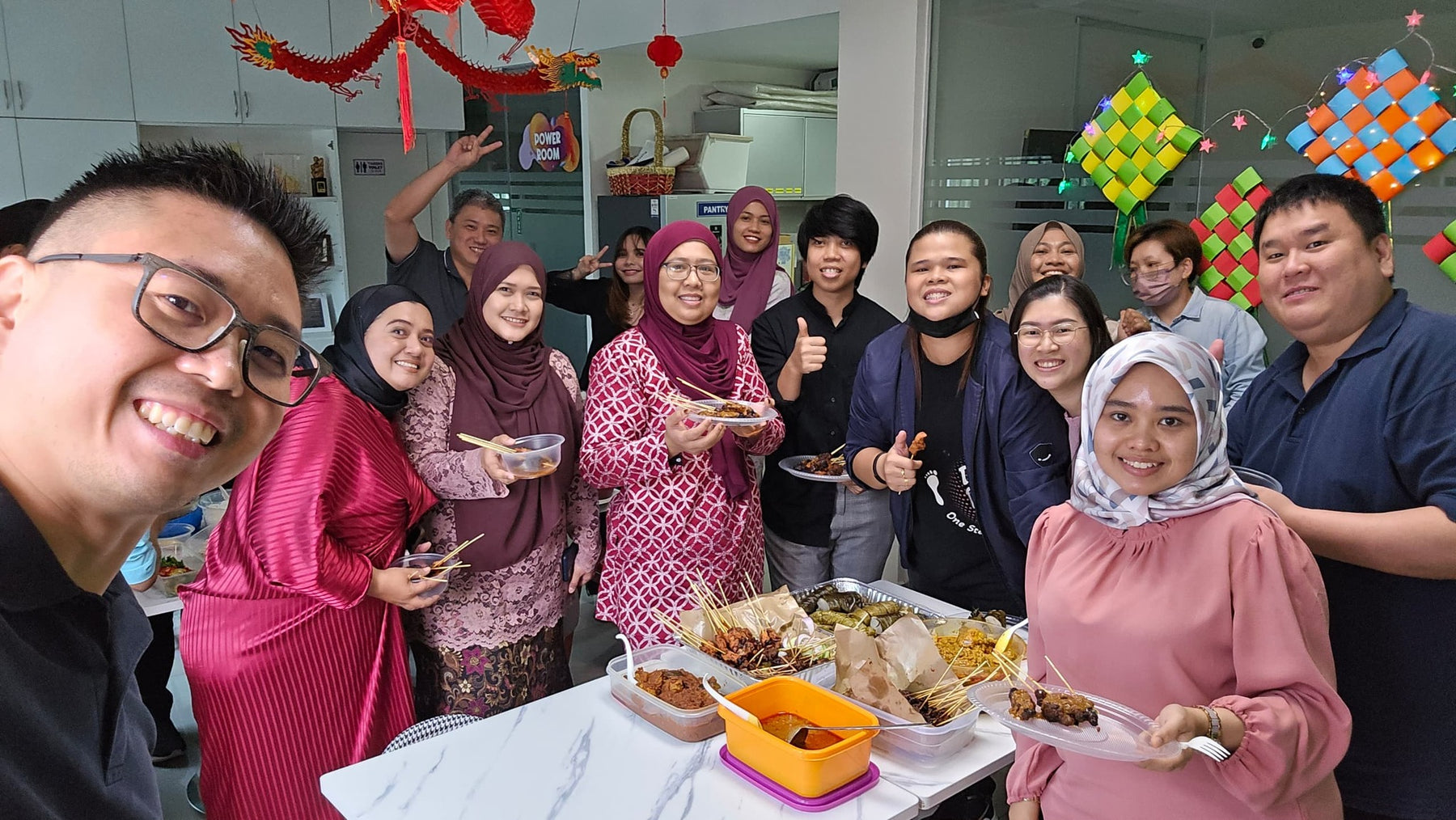 #Throwback #RayaOpenHouse with fellow TBMies 🥳